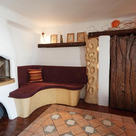 Upstairs - Skylight Apartment Лече Екстериор снимка