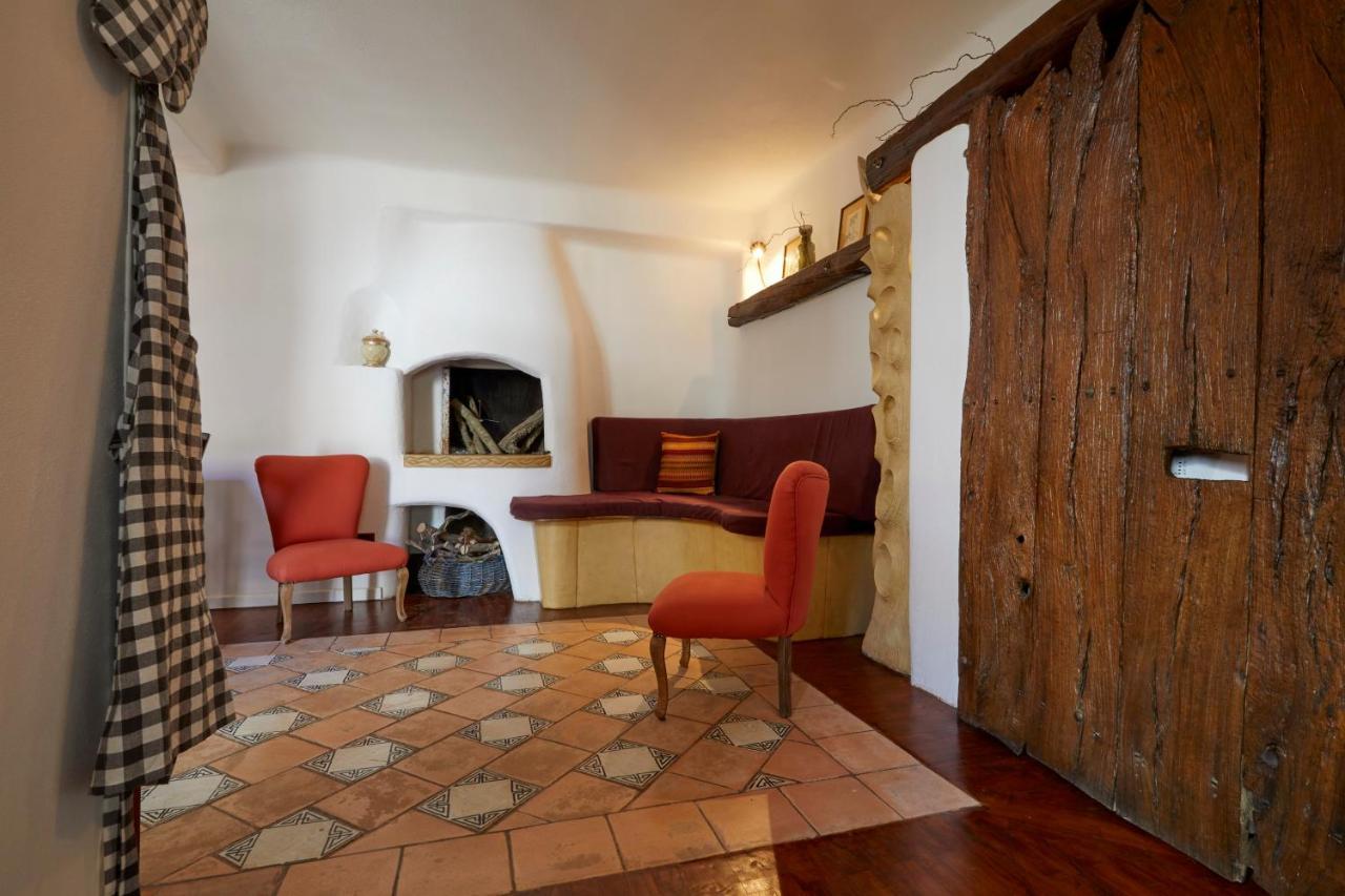 Upstairs - Skylight Apartment Лече Екстериор снимка