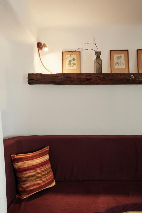 Upstairs - Skylight Apartment Лече Екстериор снимка
